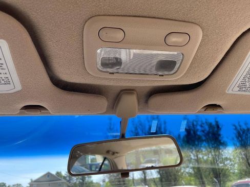 Used 1996 Nissan Maxima SE FWD image 20