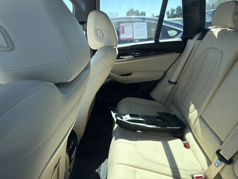 Used 2019 BMW X3 xDrive30i w/ Driving Assistance Package image 21
