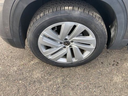 Used 2021 Volkswagen Atlas SEL image 11