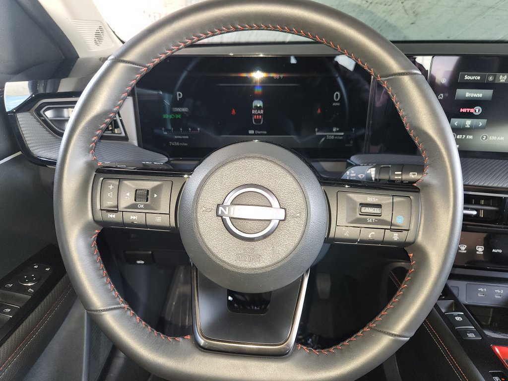 Certified 2025 Nissan Kicks SR FWD image 24