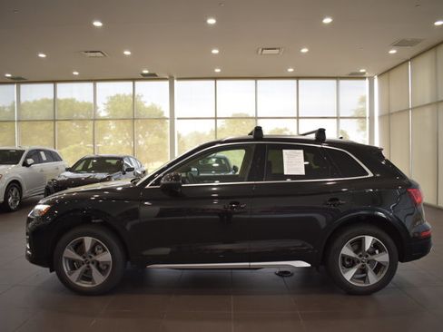 Used 2023 Audi Q5 2.0T Premium Plus w/ Premium Plus Package AWD/4WD image 4