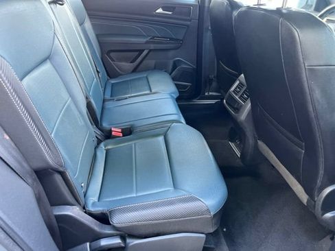 Used 2021 Volkswagen Atlas Cross Sport SEL AWD/4WD image 8