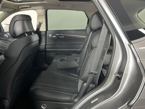 Used 2025 Genesis GV80 2.5T Advanced image 31