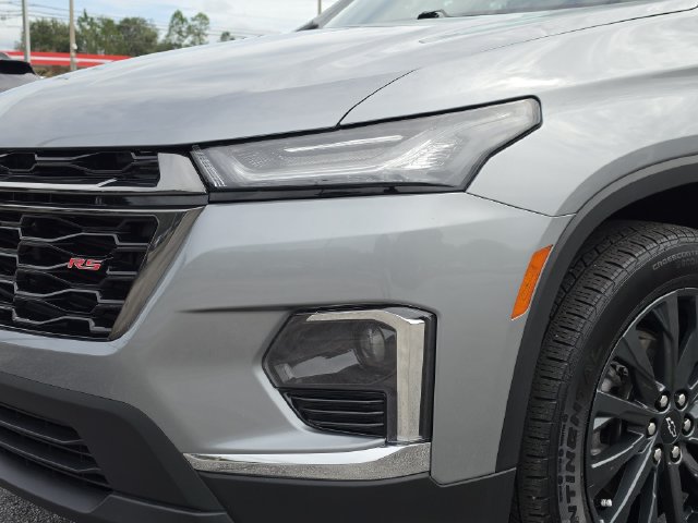 Used 2023 Chevrolet Traverse RS FWD image 10