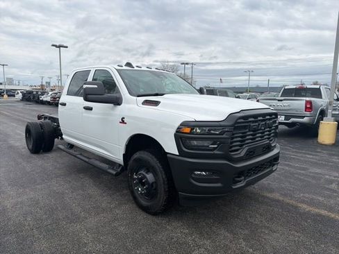 New 2026 RAM 3500 Tradesman image 2