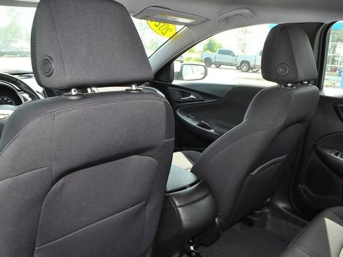 Used 2024 Chevrolet Malibu RS FWD image 14