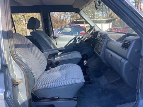 Used 1993 Volkswagen Eurovan GL image 18