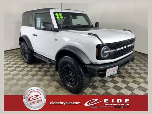 Used 2023 Ford Bronco 2-Door AWD/4WD image 1