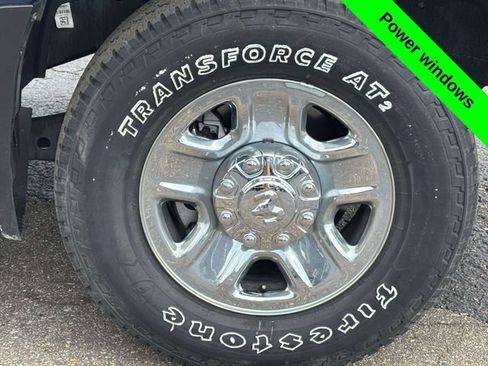 Used 2024 RAM 2500 Tradesman w/ Chrome Appearance Group AWD/4WD image 33