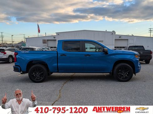 Certified 2022 Chevrolet Silverado 1500 Custom image 2