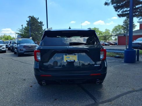 Used 2024 Ford Explorer ST-Line w/ Class IV Trailer Tow Package AWD/4WD image 8