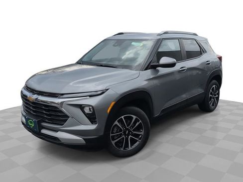 Used 2026 Chevrolet TrailBlazer LT AWD/4WD image 1