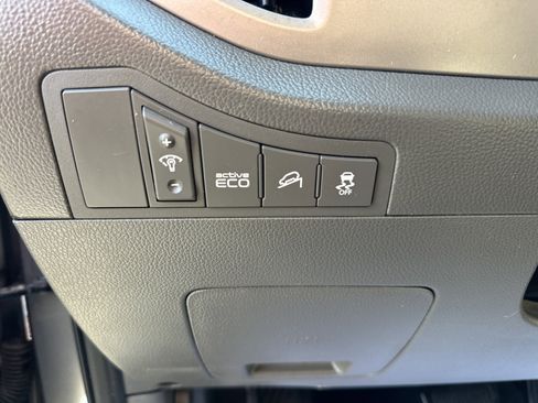 Used 2016 Kia Sportage LX w/ LX Popular Package image 9