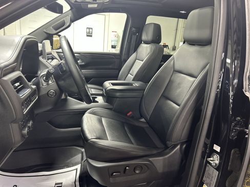 Used 2023 Chevrolet Tahoe Z71 w/ Luxury Package image 21