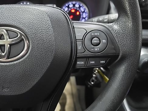 Used 2019 Toyota RAV4 LE w/ All Weather Liner Package AWD/4WD image 23