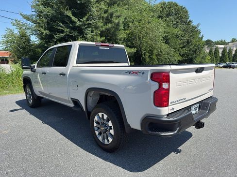 New 2026 Chevrolet Silverado 2500 Custom w/ Custom Value Package AWD/4WD image 4
