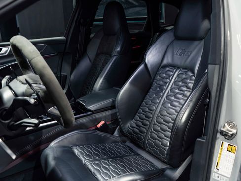 Used 2022 Audi RS 6 image 2