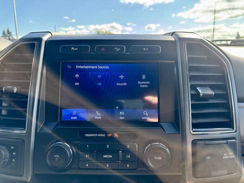 Used 2022 Ford F350 XLT w/ XLT Value Package AWD/4WD image 30