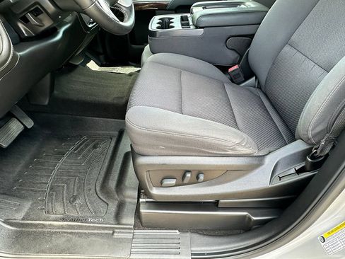 Used 2018 GMC Sierra 1500 SLE w/ SLE Value Package AWD/4WD image 29