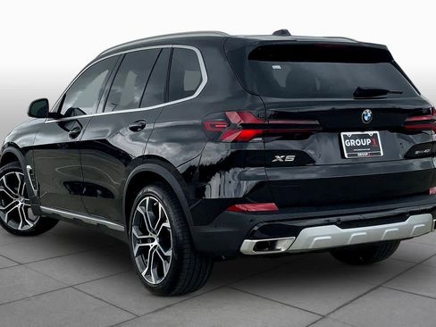 Certified 2026 BMW X5 sDrive40i w/ Climate Comfort Package RWD image 11