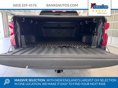 Used 2023 Chevrolet Silverado 1500 LT AWD/4WD image 8