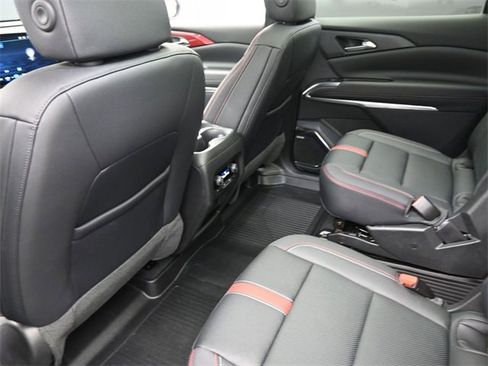 Used 2024 Chevrolet Traverse RS w/ LPO, Floor Liner Package image 24