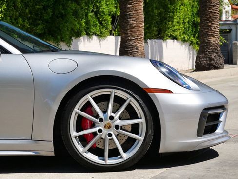 Used 2020 Porsche 911 Carrera 4S image 6