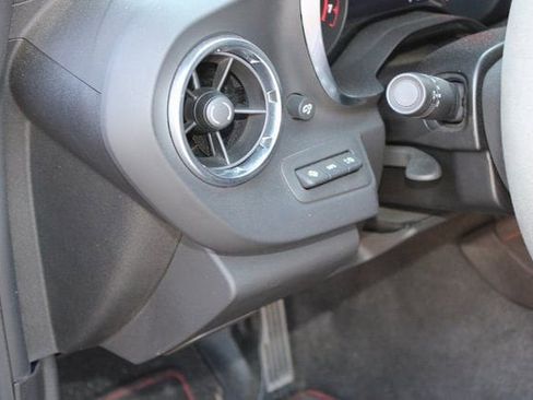 Used 2021 Chevrolet Camaro ZL1 image 25