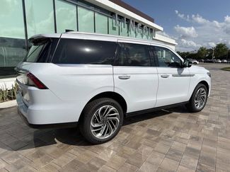 New 2026 Lincoln Navigator Reserve AWD/4WD video 2