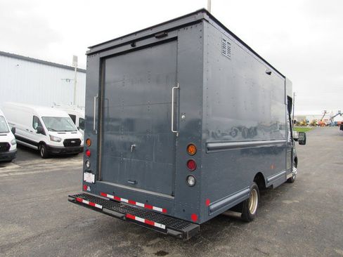 Used 2021 Ford Transit 350 DRW image 5