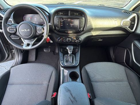 Used 2023 Kia Soul LX w/ LX Technology Package image 26
