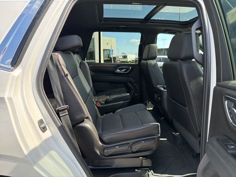 Used 2023 Chevrolet Tahoe High Country w/ Premium Package 2 AWD/4WD image 19