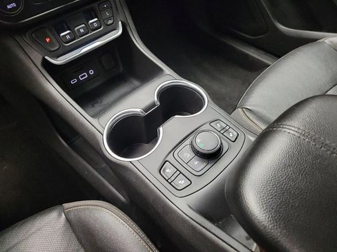 Used 2020 GMC Terrain SLT w/ Preferred Package FWD image 26
