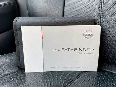 Used 2014 Nissan Pathfinder Platinum w/ Platinum Premium Package image 31