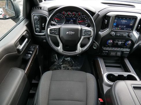 Used 2019 Chevrolet Silverado 1500 LT Trail Boss image 12