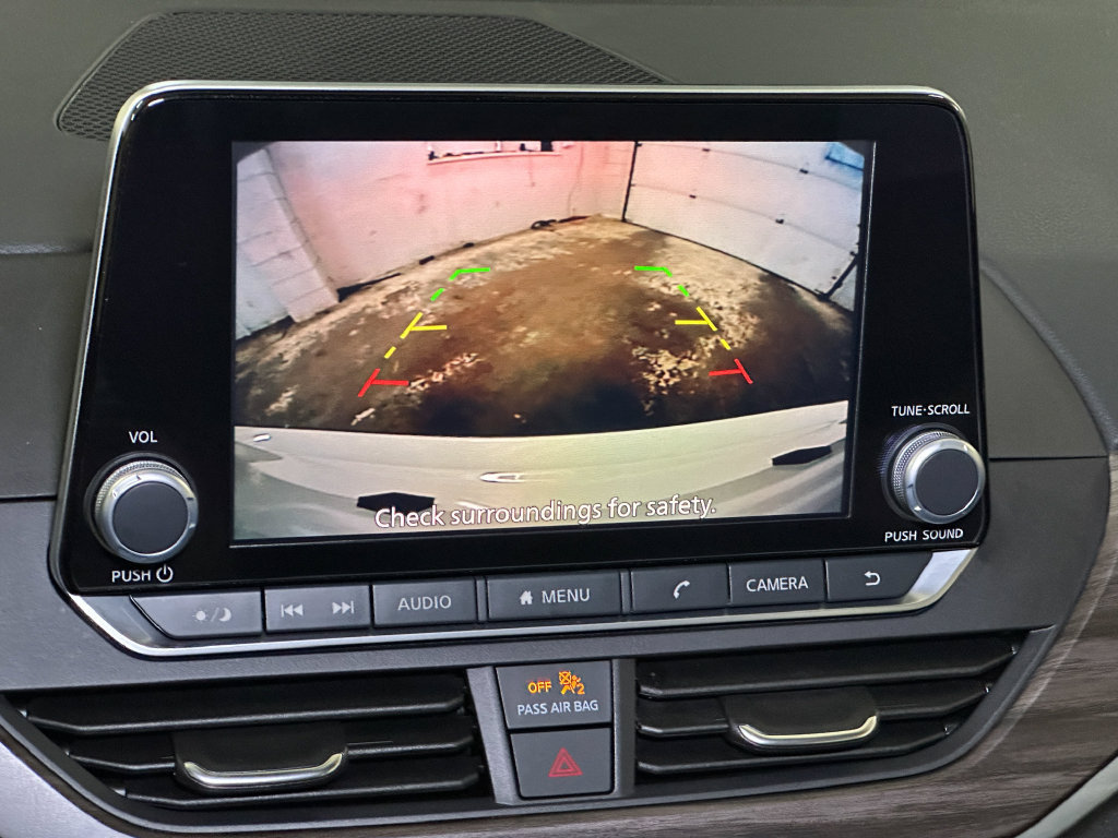 Used 2025 Nissan Altima 2.5 SV AWD/4WD image 38