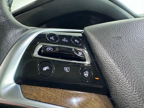 Used 2019 Cadillac Escalade Luxury image 34