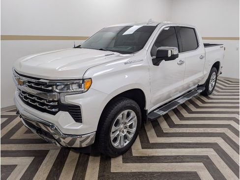 Used 2024 Chevrolet Silverado 1500 LTZ w/ Technology Package AWD/4WD image 1