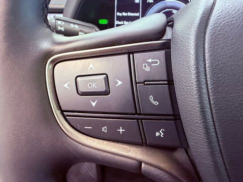 Certified 2023 Lexus UX 250h FWD w/ Accessory Package (Z1) image 21