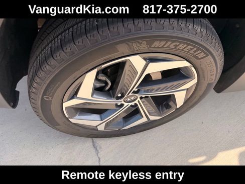 Used 2024 Hyundai Tucson Limited AWD/4WD image 10
