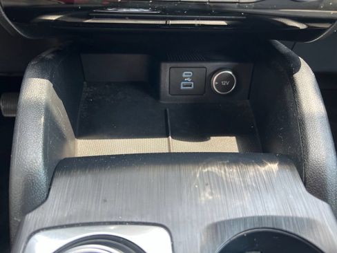 Used 2021 Ford Escape SE w/ SE Sport Appearance Package AWD/4WD image 31