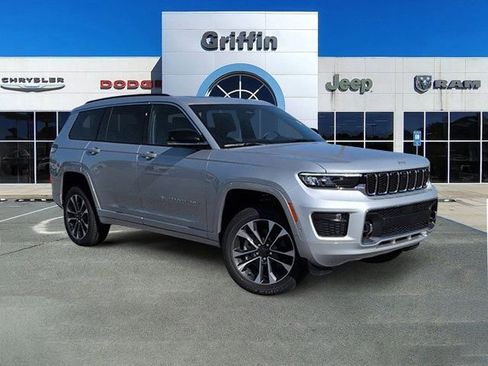 New 2025 Jeep Grand Cherokee L Overland w/ Advanced Protech Group III image 2