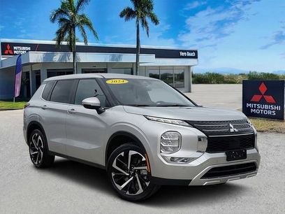 Used 2024 Mitsubishi Outlander SE