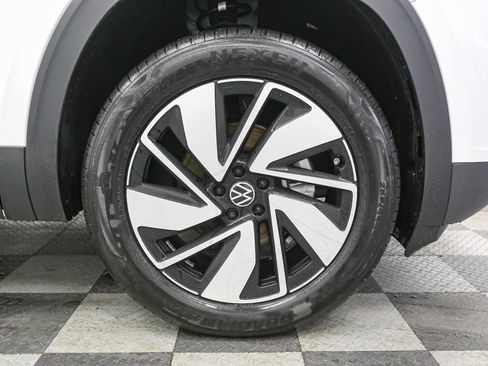 New 2026 Volkswagen Atlas SEL image 13