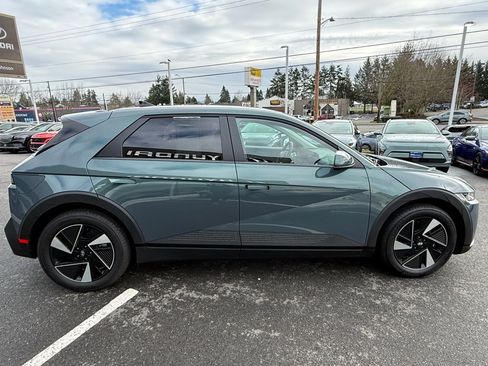 Certified 2025 Hyundai Ioniq 5 SE image 6