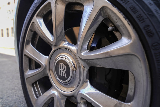 Used 2017 Rolls-Royce Wraith RWD image 65