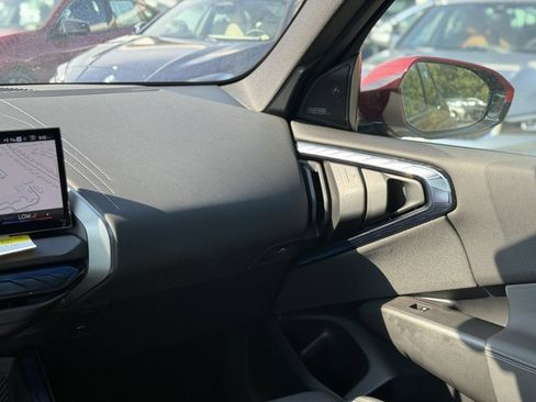 New 2025 BMW X3 xDrive30i w/ Premium Package image 23