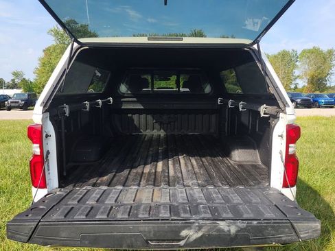 Used 2022 Chevrolet Silverado 2500 LTZ image 9