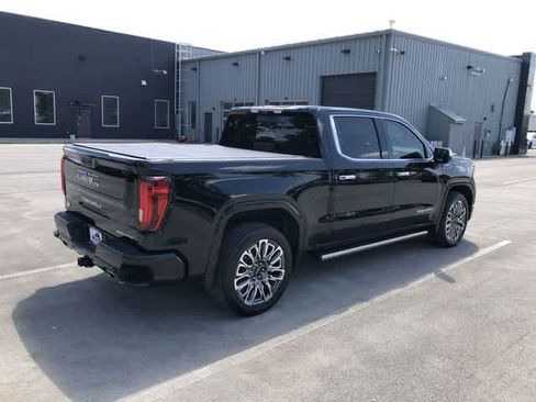 Used 2025 GMC Sierra 1500 Denali Ultimate AWD/4WD image 6
