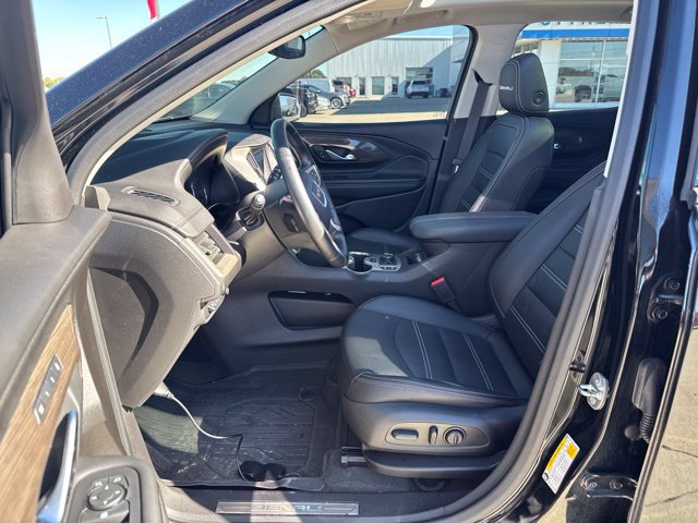 Used 2024 GMC Terrain Denali w/ Black Diamond Edition AWD/4WD image 26
